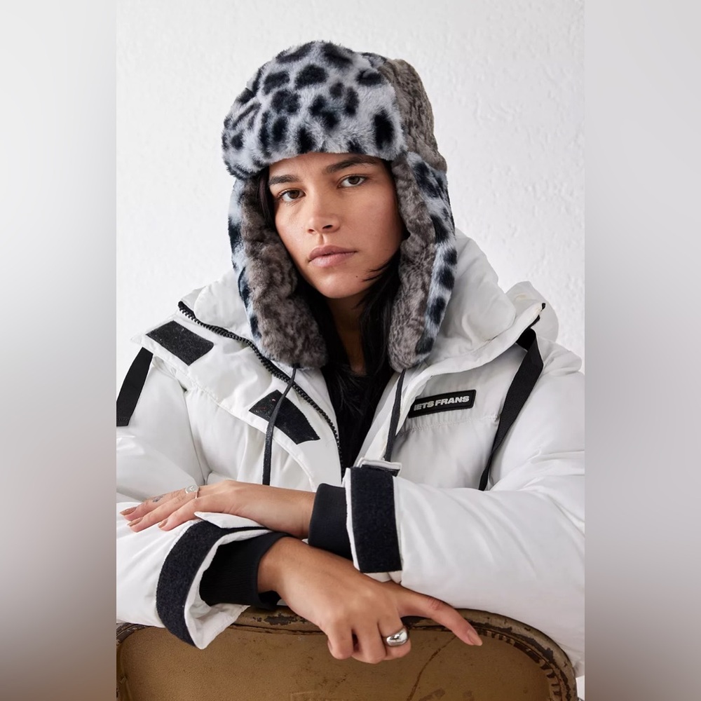 New🌟Kangol Wild Faux Fur Trapper Hat